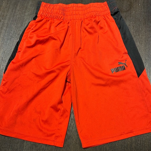 4 shorts Jordan, puma, adidas - Picture 3 of 5